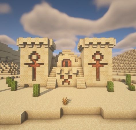 Minecraft Ancient Egypt, Minecraft Sand Temple, Dessert Minecraft Build, Desert Ideas Minecraft, Minecraft Desert Temple Remodel, Desert Wall Minecraft, Minecraft Desert Bridge, Minecraft Desert Ideas, Minecraft Egyptian Builds