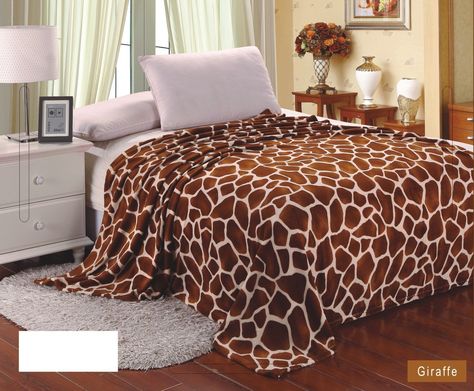 Giraffe Bedroom, Giraffe Bedding, Giraffe Room, Giraffe Blanket, Giraffe Decor, Modern Blankets, Flannel Bedding, Super Soft Blanket, Twin Blanket