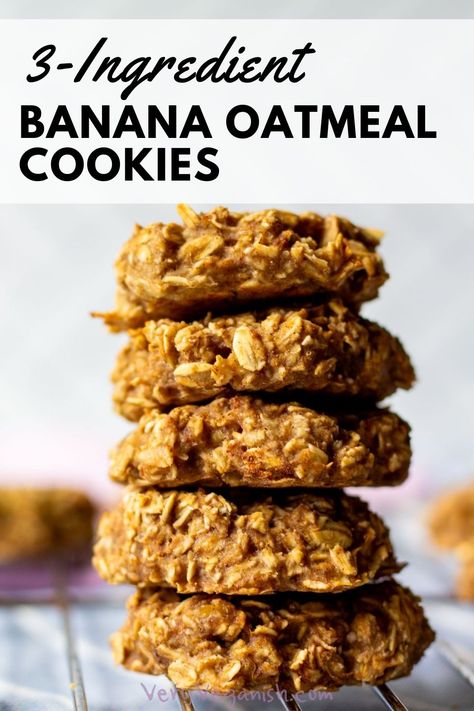 Don't throw out those spotty bananas! Make these quick and easy 3 ingredient banana oatmeal breakfast cookies instead! This versatile recipe requires no egg, no flour, is gluten-free (if using gluten-free oats) and sugar-free. Easy, healthy banana and oatmeal cookies recipe with no flour that's vegan, plant-based. Top with chocolate, raisins, nuts, berries and more! Mashed Banana Cookies, Gluten Free Banana Oatmeal Cookies, Vegan Banana Oat Cookies, Banana Oatmeal Breakfast Cookies Healthy, Easy Oatmeal Cookies Healthy, Oatmeal Banana Applesauce Cookies, Banana Applesauce Cookies, Gut Healthy Cookies, No Sugar No Flour Oatmeal Cookies