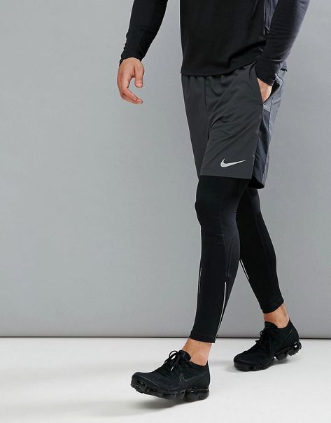 Nike Gym Outfit, Mens Running Clothes, Men Gym Wear, Running Attire, Sporty Outfits Men, Adidas Training, Gym Outfit Men, Stylish Men Casual, Travel Budget