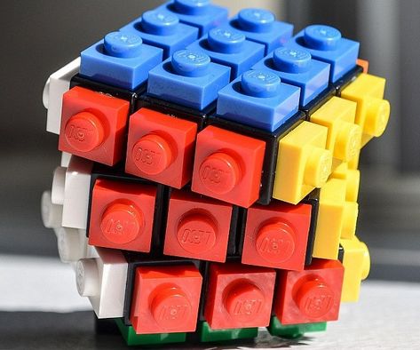 Lego Rubiks Cube, Instructions Lego, Lego Challenge, Lego Diy, Lego Activities, Amazing Lego Creations, Lego Craft, Lego Room, Lego Worlds