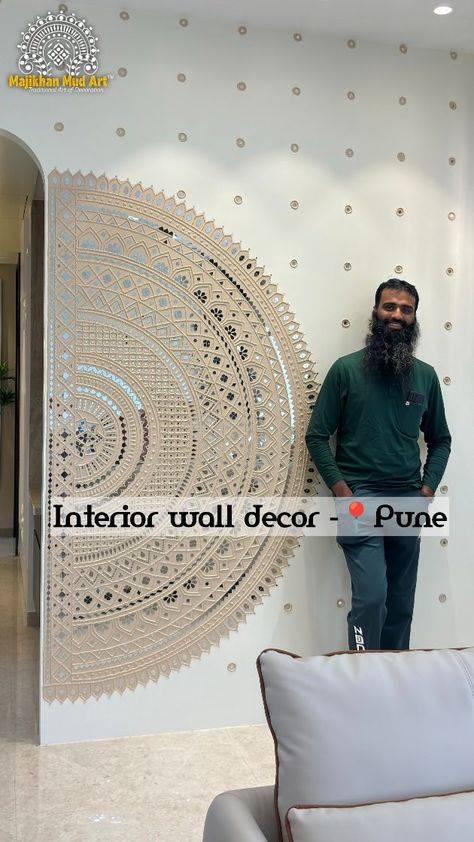 Majikhan Mud Art™ | On site mud art work: 9327652878 Seeing the intricate Lippan art on our wall is truly mesmerizing. It's a timeless piece that will always... | Instagram Ivory Color Combinations, Restaurant Design Rustic, Mud Art, Drawing Room Decor, Drawing Room Interior Design, Art Boxes, House Redesign, Painted Pots Diy, Lippan Art