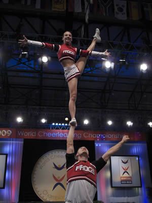 I Love Cheerleading Bow And Arrow Cheer, Cheer Fails, No Hands, Sports Meet, Cheer Stunts, Competitive Cheer, Pro Athletes, Cheerleading Dance, Cheer Dance