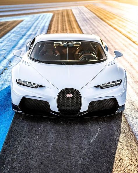 B U G A T T I on Instagram: "Gone in a flash of white lightning. At speeds of up to 273mph, the titan of longitudinal speed that is the CHIRON Super Sport doesn’t hang around for long - especially when it has France’s Circuit Paul Ricard to explore. #BUGATTI #CHIRON #CHIRONSuperSport #CircuitPaulRicard" Chiron Supersport, Rolls Royce Ghost Black, Cavo Tagoo Mykonos, Royce Car, Tokyo Drift Cars, 10 Interesting Facts, Aesthetic Car, Pimped Out Cars, Car Chevrolet