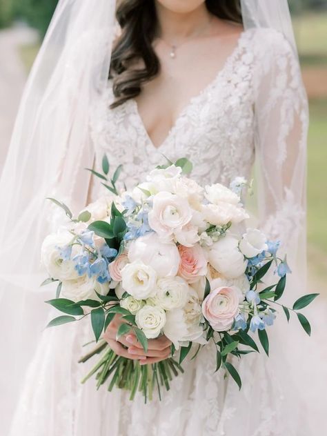 Blue Peach White Wedding, Bride Bouquets Peonies, Pink And Blue Flower Arrangements, Round Bridal Bouquet, Blush Peony Bouquet, Outside Wedding Ceremonies, Blue Flower Arrangements, Blue And Blush Wedding, Woods Wedding