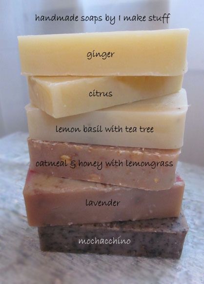 I make stuff: Playing around with soap Diy Soap Bars, Savon Diy, Diy Soap Recipe, Handmade Soap Recipes, Soap Making Recipes, Make Stuff, Kitchen Smells, Soap Recipe, Making Soap