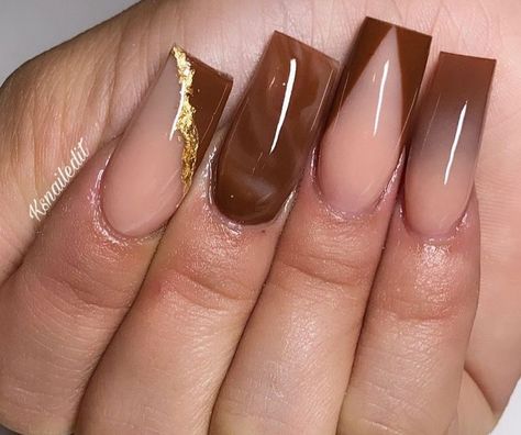 Caramel Brown French Tip Nails, Brown Nail Inspo Short, Brown Nails Design Square, Brown Nails Short Square, Brown Nail Designs Short, Short Acrylic Nails Brown, Cute Brown Acrylic Nails, Brown Short Nails Design, Brown Nail Designs Acrylic