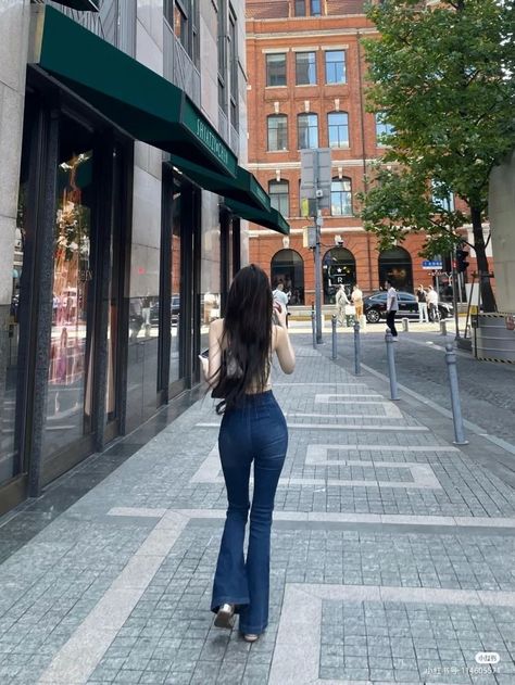 Tall Aesthetic Girl, Ulzzang Girl Body, Tall Girl Aesthetic, Aesthetic Grunge Outfit, Fitness Inspiration Body, Body Inspiration, Tall Girl, Fashion Design Clothes, Ulzzang Girl