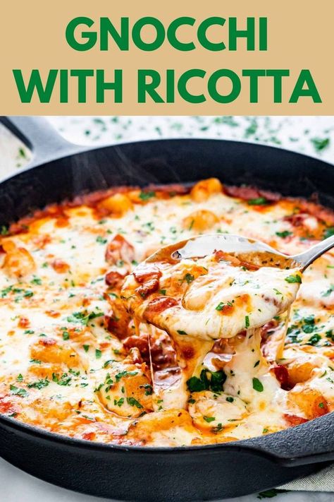 Gnocchi With Ricotta Gnocchi Tomato Sauce, Ricotta Pasta Sauce, Gnocchi Recipes Healthy, Lots Of Tomatoes, Cheese Gnocchi, Make Gnocchi, Ricotta Sauce, Gnocchi Dishes, Ricotta Cheese Recipes