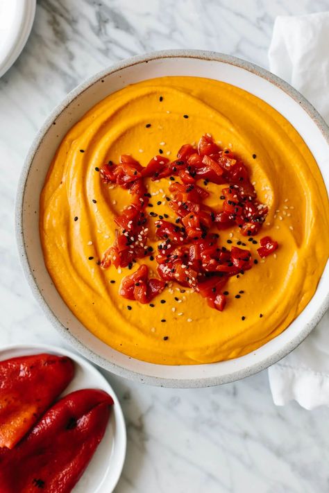 Roasted red pepper hummus is super creamy, slightly smoky full of flavor, and incredibly easy to make at home! Healthy Snack Recipe, Pepper Hummus, Healthy Pantry, Roasted Red Pepper Hummus, Red Pepper Hummus, Pasta Side Dishes, Chickpea Recipes, Roasted Red Pepper, Hummus Recipe