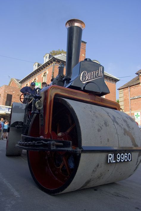 https://flic.kr/p/5opeEP | Rolling Rolling Rolling | A very large vintage steam roller heading my way during the street parade. Steam Roller, Road Building, Snack Shack, Traction Engine, Heavy Construction Equipment, Hammock Chair, Futuristic Cars, Construction Equipment, Heavy Equipment