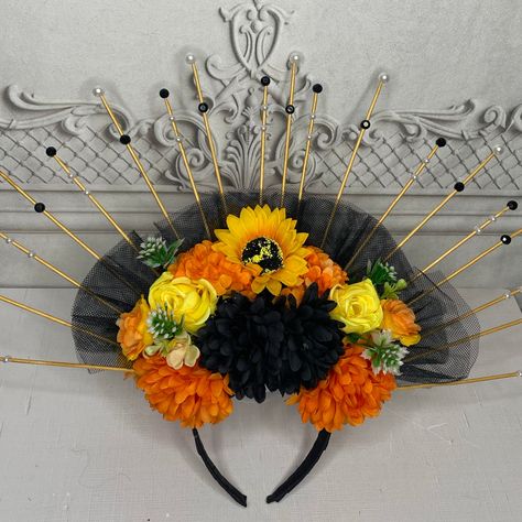 Day of the Dead Headpiece Veiled Crown Dia De Los Muertos Headpiece Ideas, Catrina Headpiece, Catrina Headband, Mexican Headband, Day Of The Dead Headpiece, Kaleido Star, Dia De Los Muertos Decorations Ideas, Creepy Halloween Makeup, Headpiece Diy