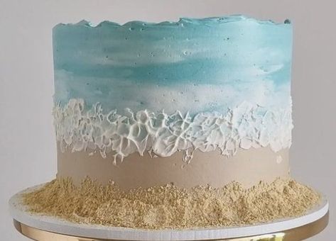 Beach Cake Decorating Ideas, Beach Themed Cake Ideas, Ocean Theme Birthday Cake, Sea Creature Cake, Beachy Cake, Beach Theme Cake, Sea Turtle Cake, Beach Birthday Cake, Ocean Cake