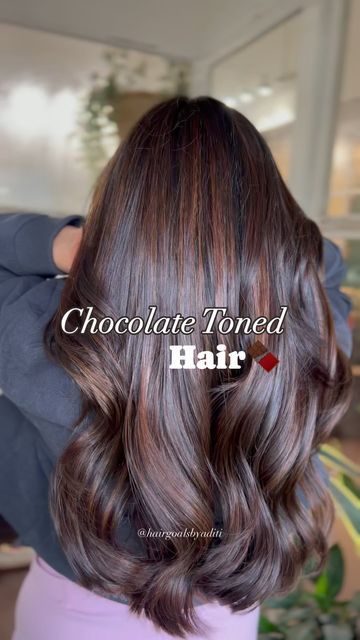 Hair Streaks For Indian Skin Tone, Highlights Indian Skin Tone, Hair Colour For Curly Hair Indian, Highlights Indian Hair, Hair Colours For Indian Skin Tone, Hair Colours For Brown Skin Indian, Highlights For Indian Skin Tone, Hair Color For Indian Skin Tone, Brown Hair Indian Skin