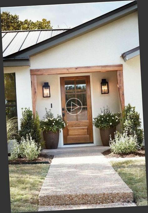 ✓✓Our "New" Repurposed Front Door Wood Door Inspiration - Chris Loves Julia front porch ideas for spring..!! Rustic Landscaping, Exterior House Colors Ranch Style, House Paint Color Combination, Exterior House Paint Color Combinations, Pintura Exterior, Door Inspiration, Exterior Paint Colors For House, Casa Exterior, Exterior Remodel