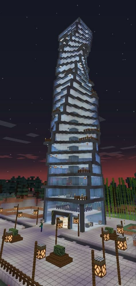 Minecraft Twisted Tower, Big Builds In Minecraft, Crazy Minecraft Houses, Minecraft Awesome Builds, Impressive Minecraft Builds, Awesome Minecraft Builds, Minecraft Towers Ideas, Minecraft Starbucks, What To Do In Minecraft