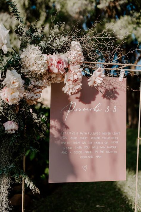 Summer Vow Renewal Ideas, Vowl Renual Ideas, Vow Renewal Ceremony Ideas, Backyard Vow Renewal Ideas, Vowel Renewal Ideas, Renewing Vows Ideas, Simple Vow Renewal, Vow Renewal Decor, Bow Renewal