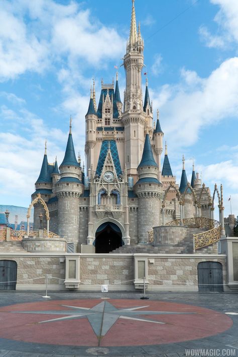 Cinderella Castle turret and forecourt construction Castle Turret, Disneysea Tokyo, Disney World Castle, Disneyland Castle, Disney World Pictures, Disney World Magic Kingdom, The Fine Print, Cinderella Castle, Disney Photos