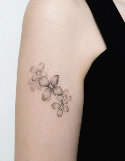 Lilac Blossom Tattoo, Lilac Petal Tattoo, Small Lilac Tattoo Black And White, Simple Lilac Tattoo Black And White, Lilac Tattoo Black And White, Shoulder Arm Tattoo, Medium Length Bridal Hair, Gratitude Tattoo, Lilac Tattoo