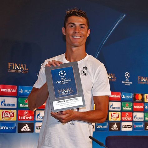 Champions Leauge, Cristiano Ronaldo Real Madrid, Ronaldo Real Madrid, Ronaldo Real, Man Of The Match, Crazy Fans, Cristiano Ronaldo Cr7, Champions League Final, كريستيانو رونالدو