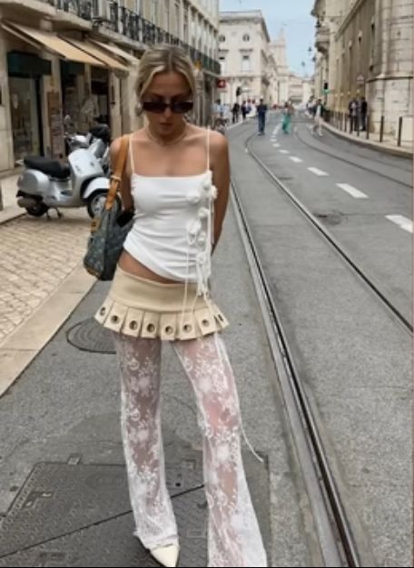 skirt over pants lace white moto detail rose detail White Lace Pants Outfit, Lace Pants Outfit, Outfits With Mini Skirts, White Lace Outfit, White Lace Pants, Skirt Over Pants, Layered Mini Skirt, La Style, Lace Pants