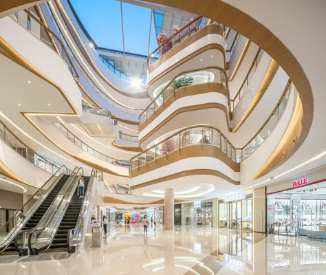 Void Design, Luxury Mall, Alpha Design, Brand Interior, Shopping Mall Interior, Mall Facade, Atrium Design, Form Study, Commercial And Office Architecture