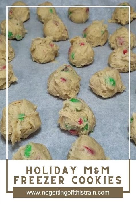 Freezable Cookie Dough, Freezer Cookie Dough, Freezable Cookies, Christmas Cookie Dough, Freezer Cookies, Dessert Holiday, Easy Cookie Recipe, Icebox Cookies, Christmas Baking Cookies