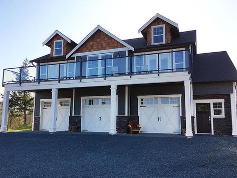 Garage Apartment Plan, 053G-0032 Craftsman Carriage House, Granny Unit, Above Garage Apartment, Garage Homes, Garage Packages, Garage With Living Quarters, Craftsman Garage, Architecture Homes, Garage Apartment Plan