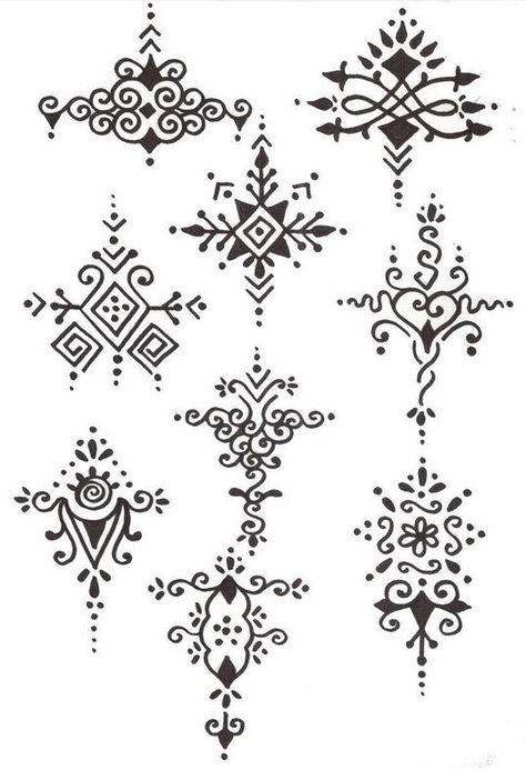 Henna Design Templates Henna Motive, Tato 3d, Henne Tattoo, Jagua Henna, Black And White Designs, Tato Henna, Henna Body Art, Tattoo Henna, Beginner Henna Designs