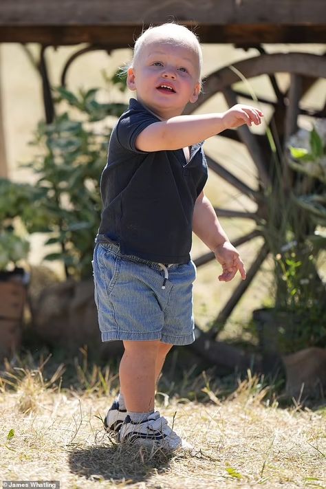 Zara Tindall beams as her son Lucas, one, pets a horse at eventing festival at Gatcombe Park | Daily Mail Online Lucas Tindall, Zara Philips, Gatcombe Park, Zara Tindall, Born In March, Zara Phillips, Mike Tindall, Lady Louise Windsor, British Royal Families