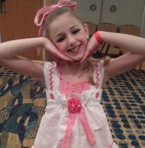 Chloe Lukasiak, Dance Moms, Chloe, Pink, White, Dance Mums