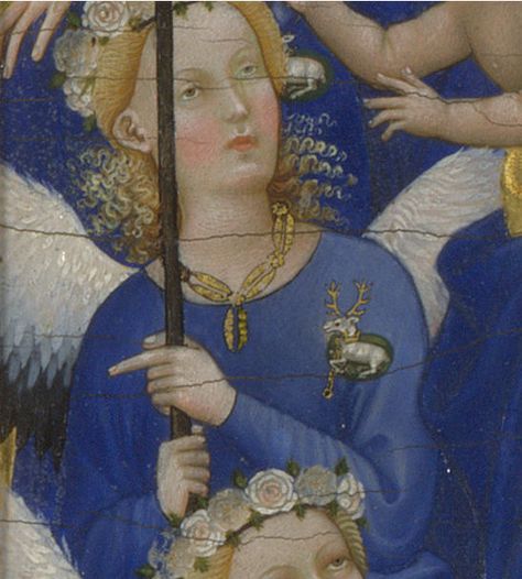 An angel on the Wilton Diptych, wearing the Order of the Broom collar and Richard II's personal emblem (the white hart). Coronation Robes, Saint John The Baptist, Folded Arms, Richard Ii, White Hart, Fra Angelico, King Richard, Crown Of Thorns, Saint John