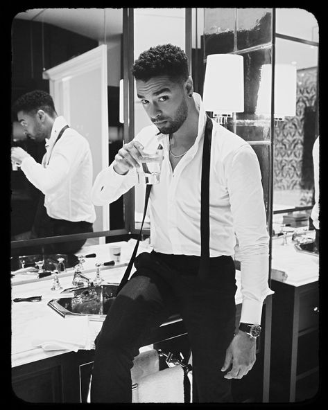 Rege Jean Page, Gq Awards, Regé-jean Page, Gq Men, Alexander The Great, The Perfect Guy, Man Crush, James Bond, Getting Ready