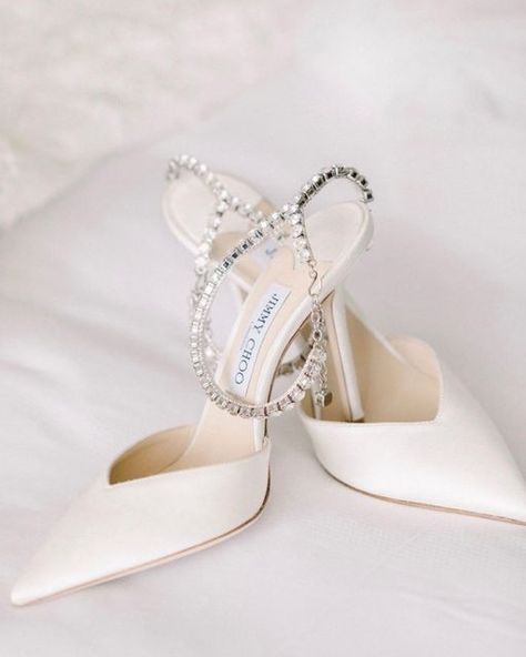 Elegant Wedding Shoes Brides, Jimmy Choo Wedding Shoes, Elegant Wedding Shoes, Hair Bride, Natural Hair Bride, Wedding Moodboard, Heels Aesthetic, Malibu Wedding, Lovely Bride