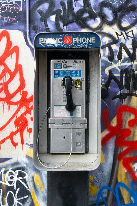 Pay Phone Photoshoot, Public Phone Aesthetic, Pay Phone Aesthetic, Phone Booth Aesthetic, Vintage Telephone Aesthetic, Old Payphone, Pay Phone Booth, Old Telephone Aesthetic Vintage, Vintage Wall Phone