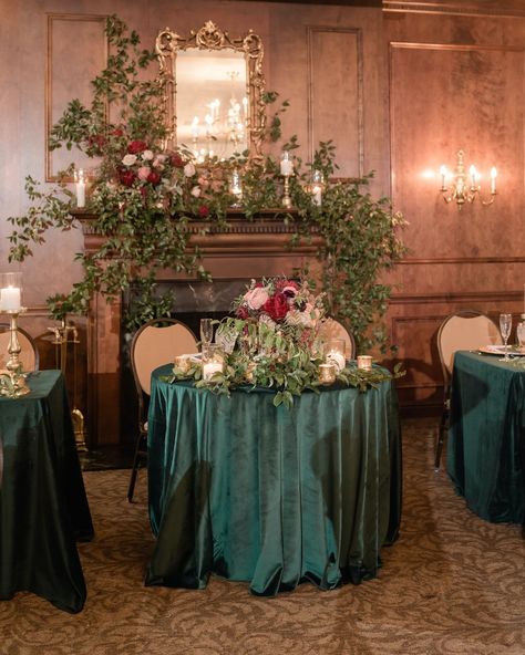 Velvet Wedding Table, Mantle Installation, Green Sweetheart Table, Sweetheart Table Wedding, Velvet Wedding, Green With Envy, Wedding Table Decor, Sweetheart Table, Christmas Winter