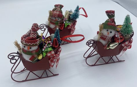 Dollar Tree Mini Christmas Tree Ideas, Sleigh Decorating Ideas Christmas, Sleigh Decorating Ideas, Spool Ornaments, Tassel Ornament, Snowmen Ornaments, Ornament Snowman, Sleigh Christmas, Decorating Ideas Christmas