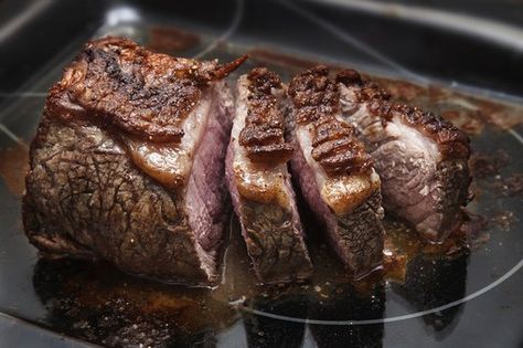 Brisket In Roaster Oven, Cooking Brisket, Slow Cooker Brisket Recipes, Roaster Oven Recipes, Roaster Recipes, Tender Brisket, How To Cook Brisket, Slow Cooker Brisket, Meat Cooking