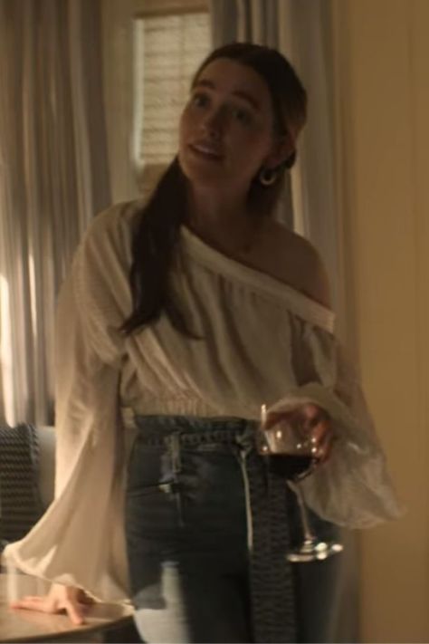 Netflix Outfits, Love Quinn, Victoria Pedretti, Funnel Neck Hoodie, We Found Love, Netflix Show, Gathered Dress, Amazing Outfits, Silk Mini Dress