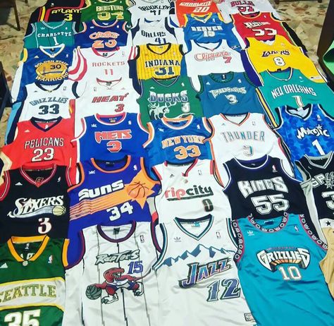 NBA Jerseys #nba#basketball#jerseys Vintage Basketball Jerseys, Street Basketball, Basket Drawing, Ball Birthday Parties, Basketball Practice, Nba Jerseys, Balls Shirt, Nfl Outfits, Nhl Jerseys