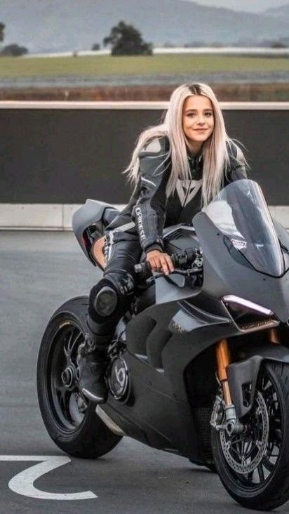 Female Bikers, Galina Bugaenko, Female Biker, Motor Cycles, Biker Girl, Super Bikes, Cars And Motorcycles, Motorcycles, Cycling