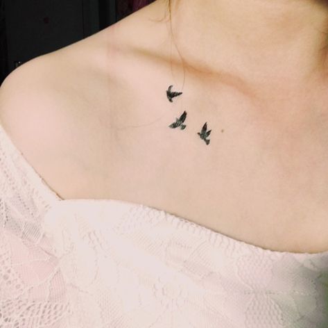 Small and Simple 💙 Small Dove Tattoos, Small Bird Tattoos, Little Bird Tattoos, Tiny Bird Tattoos, Bird Tattoos For Women, Dove Tattoos, Small Bird Tattoo, Bird Tattoos, Arrow Tattoo