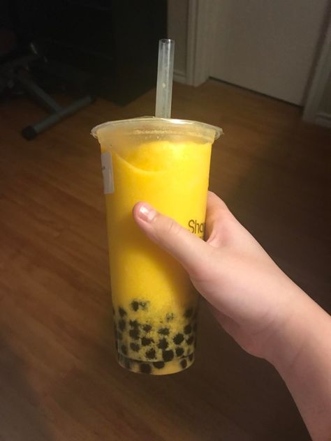 Mango Boba Aesthetic, Mango Slush Boba, Boba Slushie, Banana Boba, Mango Boba Tea, Boba Mango, Mango Bubble Tea, Mango Boba, Boba Smoothie