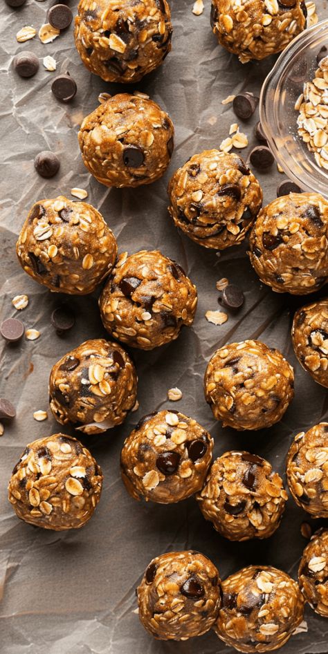 4-Ingredient Oatmeal Energy Balls [25 Minutes] – Chasety Energy Oatmeal Balls, Oatmeal Energy Balls, Oatmeal Balls, Energy Balls Healthy, Homemade Oatmeal, Gluten Free Oatmeal, Butter Honey, Holiday Side Dishes, Chocolate Chip Recipes