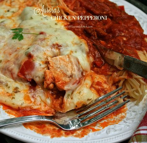 Aurora's Chicken Pepperoni! Chicken Pepperoni, Pepperoni Chicken, Movie Character, Cottage Kitchen, Chicken Dinner Recipes, Chicken Dinner, Chicken Dishes, Main Course, The Movie