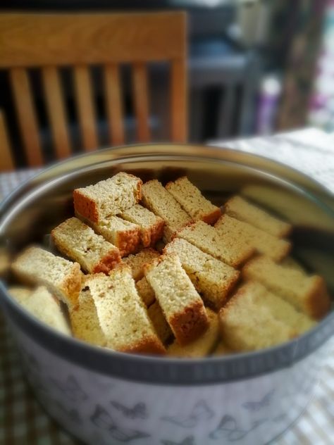 Background to the creation of rusks:
The South African karringmelk (buttermilk) rusk can be compared to American biscotti, but they are, in fact, only distant cousins.

The S.African rusk evolved from early Cape settlement and from the pioneers making their laborious and dangerous trip  inland from the coast via ox-wagons. They are extremely hard, almost inedible unless dipped (or dunked) in hot coffee! Beskuit Resepte, Buttermilk Rusks, South African Desserts, Rusk Recipe, African Dessert, Rock Recipes, African Cooking, Conversion Table, No Sugar Foods