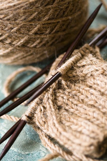 Knitting Pure Luxury. Crochet Needles, Knit Mittens, Knitting Inspiration, Knitting Needles, Knitting Projects, Knitting Pattern, Twine, Needlework, Knit Crochet