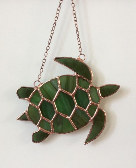 Stained Glass Sea Turtle Patterns, Hawaiian Stained Glass Patterns, Stained Glass Workshop Ideas, Stained Glass Turtle, Metal Clay Designs, Stained Glass Mosaic Art, Stained Glass Ornaments, Glass Mosaic Art, Stained Glass Decor