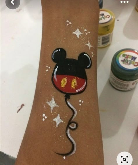 Disney Face Painting Ideas, Disney Face Paint Easy, Mickey Mouse Face Paint, Facepainting Ideas Easy For Kids, Disney Face Paint, Small Face Paint, Facepainting Ideas Easy, Kids Face Painting Ideas, Mickey Painting