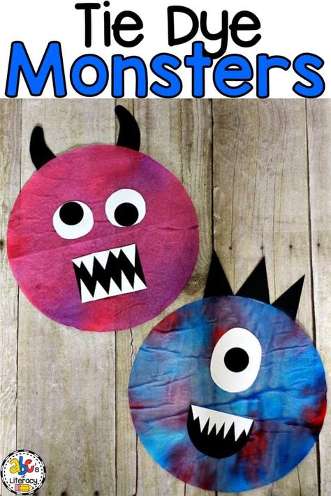 Halloween Crafts For Kids To Make, Festive Halloween Decor, Halloween Art Projects, Monster Craft, Spider Crafts, Make A Tie, Coffee Filter Crafts, October Crafts, Art Activity